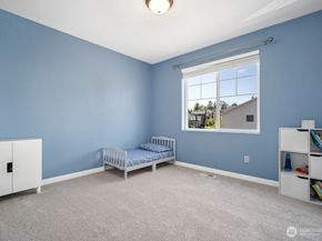 4915 NE 5th Street, Renton WA 98059