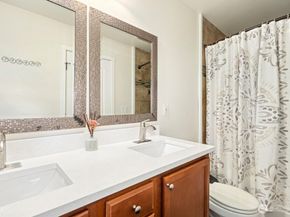 4915 NE 5th Street, Renton WA 98059