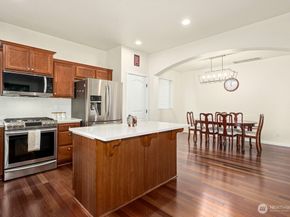 4915 NE 5th Street, Renton WA 98059