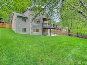 9430 NE 181st Lane, Bothell WA 98011
