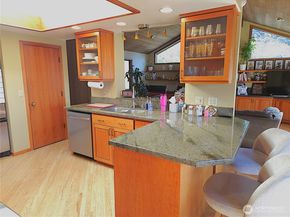 5011 134th Place SE, Bellevue WA 98006