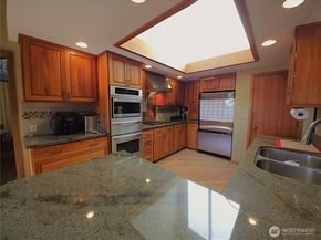 5011 134th Place SE, Bellevue WA 98006