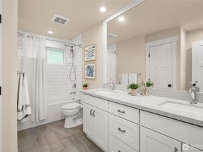 32 Cascade Key, Bellevue WA 98006