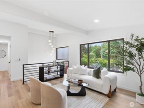 11255 Roseberg Avenue S, Seattle WA 98168