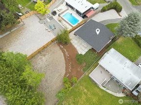 11255 Roseberg Avenue S, Seattle WA 98168