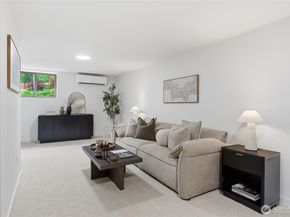 11255 Roseberg Avenue S, Seattle WA 98168