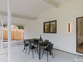 11255 Roseberg Avenue S, Seattle WA 98168