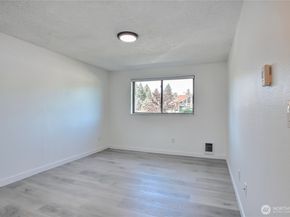3435 Auburn Way S A13, Auburn WA 98092