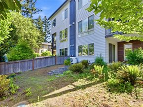 16347 NE 12th Place, Bellevue WA 98008