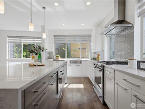 16347 NE 12th Place, Bellevue WA 98008