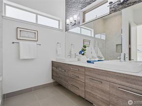 16347 NE 12th Place, Bellevue WA 98008