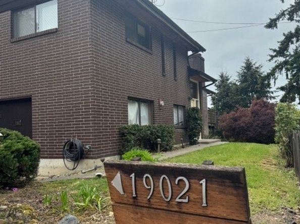 19021 46th Avenue S, SeaTac WA 98188
