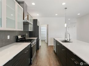 221 NW 50th Street, Seattle WA 98107