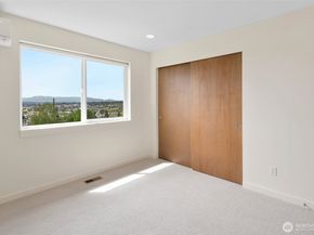 221 NW 50th Street, Seattle WA 98107