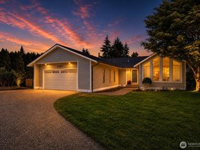 21011 36th Place W, Lynnwood WA 98036