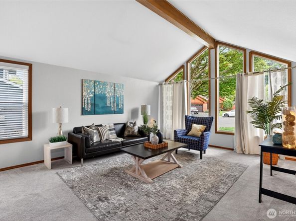 21011 36th Place W, Lynnwood WA 98036