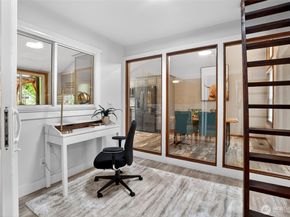 21011 36th Place W, Lynnwood WA 98036