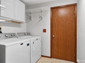 21011 36th Place W, Lynnwood WA 98036