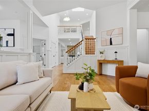 10504 NE 114th Lane, Kirkland WA 98033