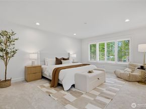 10504 NE 114th Lane, Kirkland WA 98033