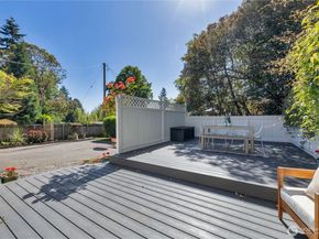 9827 22nd Avenue SW, Seattle WA 98106