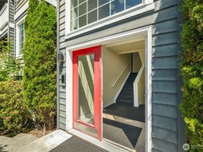 23410 18th Avenue S C302, Des Moines WA 98198