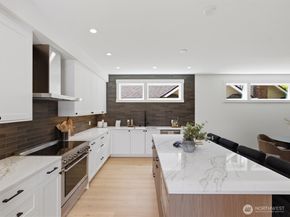1970 25th Avenue E, Seattle WA 98112