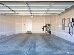 6302 SW 206th Pl, Lynnwood WA 98036