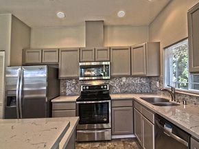 10025 9th Avenue W D101, Everett WA 98204