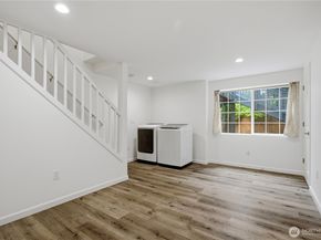 1608 151st Avenue SE, Bellevue WA 98007