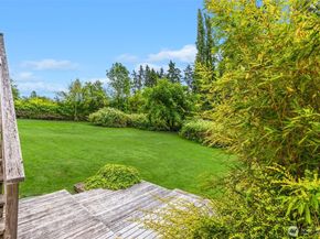 8395 NE Oddfellows, Bainbridge Island WA 98110