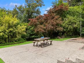 8395 NE Oddfellows, Bainbridge Island WA 98110