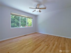 11706 239th Avenue NE, Redmond WA 98053