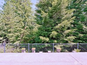 11706 239th Avenue NE, Redmond WA 98053