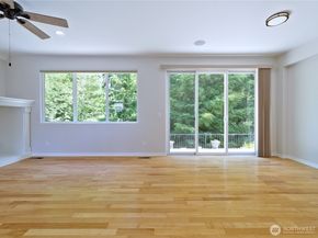 11706 239th Avenue NE, Redmond WA 98053