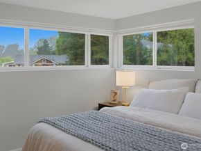24303 59th Avenue W, Mountlake Terrace WA 98043