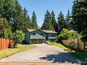 23621 36th Place W, Brier WA 98036
