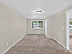 30548 5th Avenue SW, Federal Way WA 98023