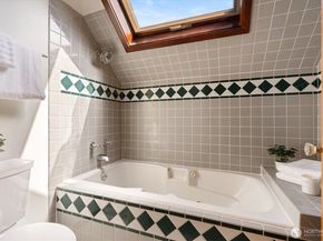 7754 Jones Avenue NW, Seattle WA 98117