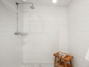 7260 W Mercer Way, Mercer Island WA 98040
