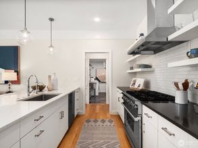 7260 W Mercer Way, Mercer Island WA 98040