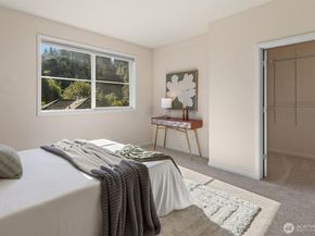 9804 NE Riverbend Drive B101, Bothell WA 98011
