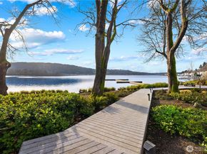 4323 E Lake Sammamish Parkway SE 4323, Issaquah WA 98029