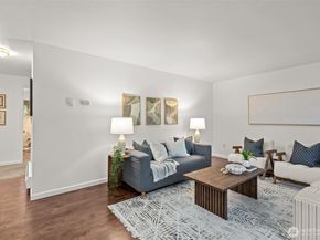 4601 SW 320th Street M7, Federal Way WA 98023
