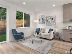 10330 Ashworth Avenue N B, Seattle WA 98133
