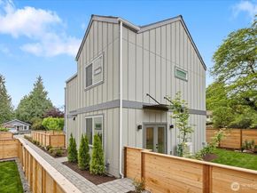 10330 Ashworth Avenue N B, Seattle WA 98133