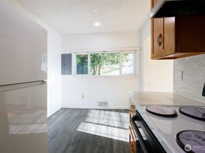 20411 56th Avenue W, Lynnwood WA 98036