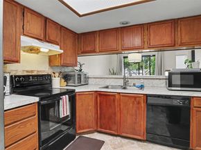 24931 109th Place SE 48B, Kent WA 98030