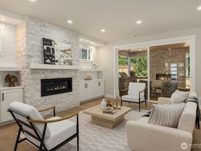 15002 75th Avenue NE, Kenmore WA 98028