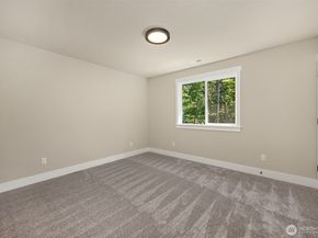 15002 75th Avenue NE, Kenmore WA 98028